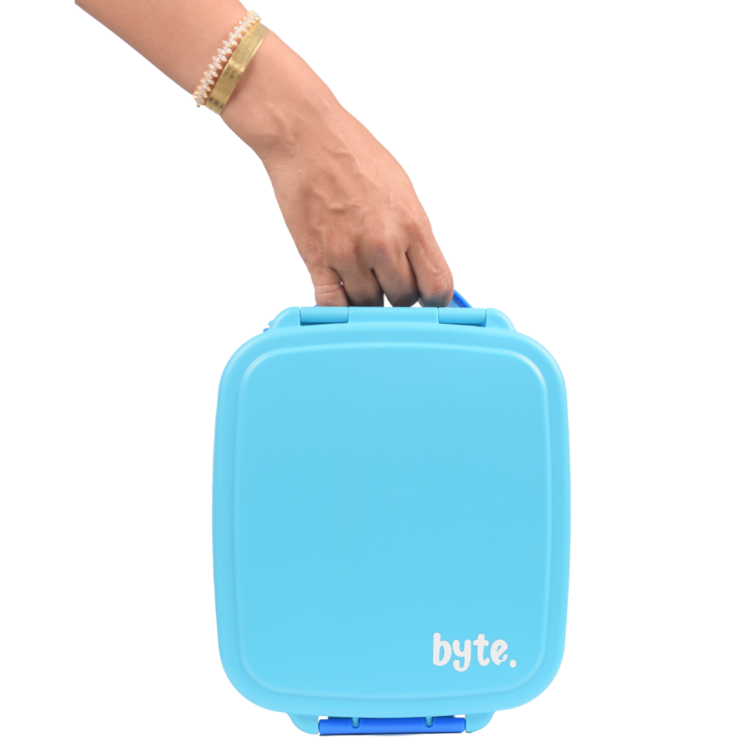 Biggie Hot Munch Lunchbox - Blue