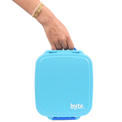 Biggie Hot Munch Lunchbox - Blue